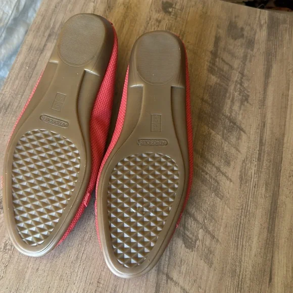 AEROSOLES SalmonFlats with Gold Buckles Size 10M but flexible. - Picture 2 of 7